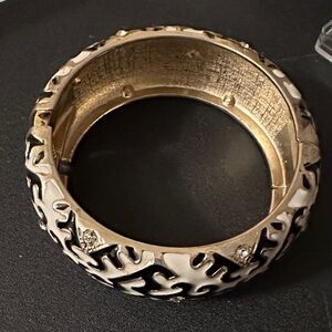 Elegant Gold and Black Bangle Bracelet